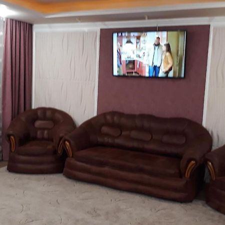 Apartment In A New House Kremenchuk Ngoại thất bức ảnh