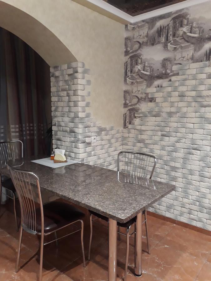 Apartment In A New House Kremenchuk Ngoại thất bức ảnh